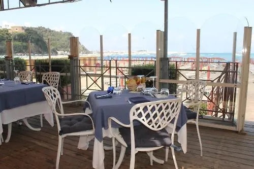 Suite Hotel Nettuno Sestri Levante