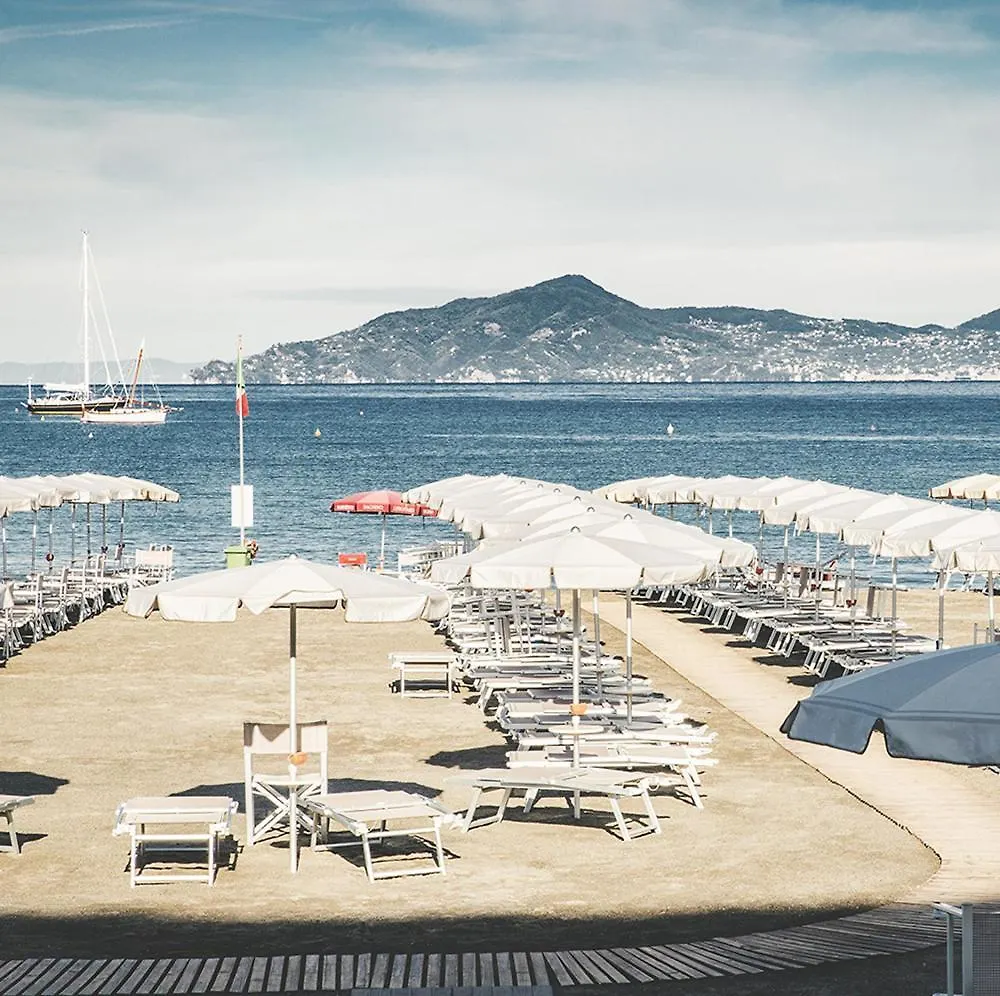 Suite Hotel Nettuno Sestri Levante