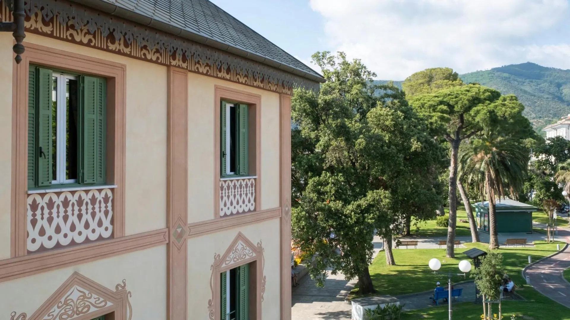 Suite Hotel Nettuno Sestri Levante 4*,  Italy