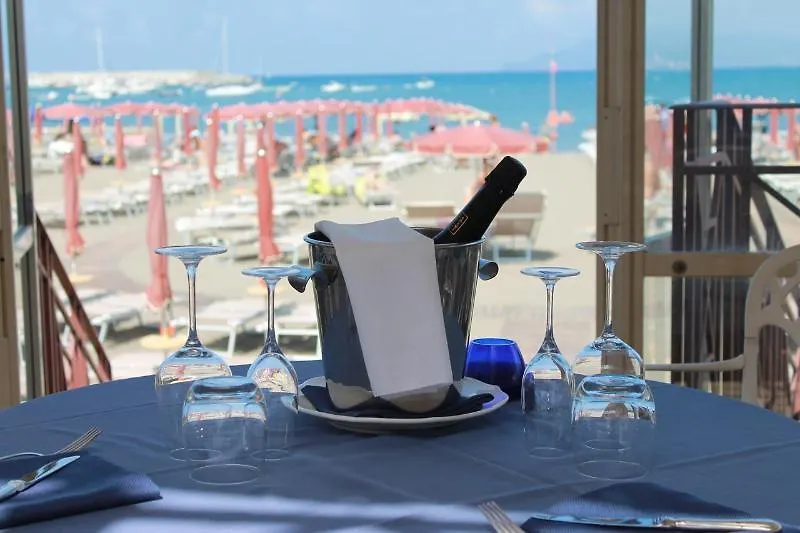 Suite Hotel Nettuno Sestri Levante