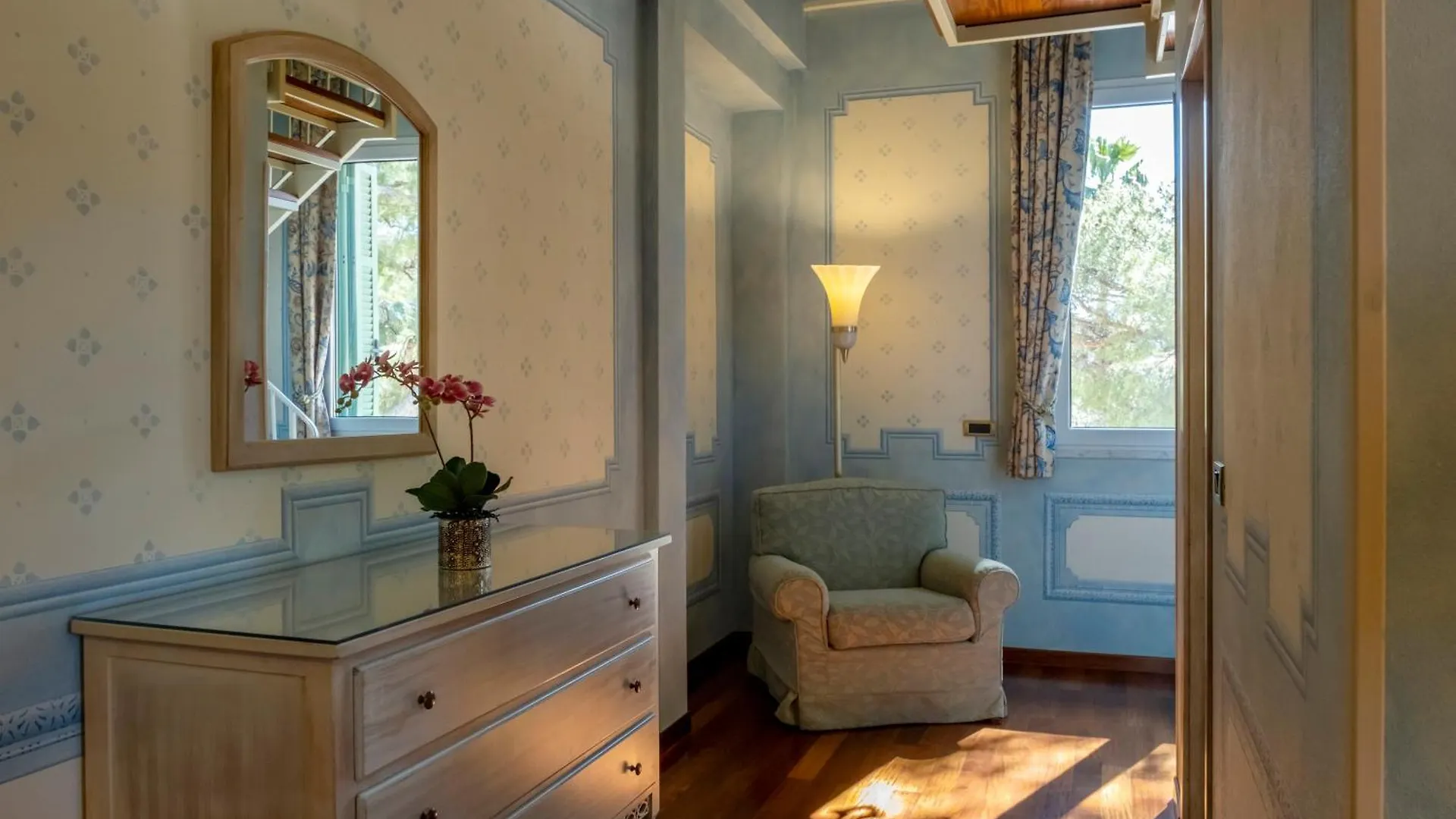 Suite Hotel Nettuno Sestri Levante