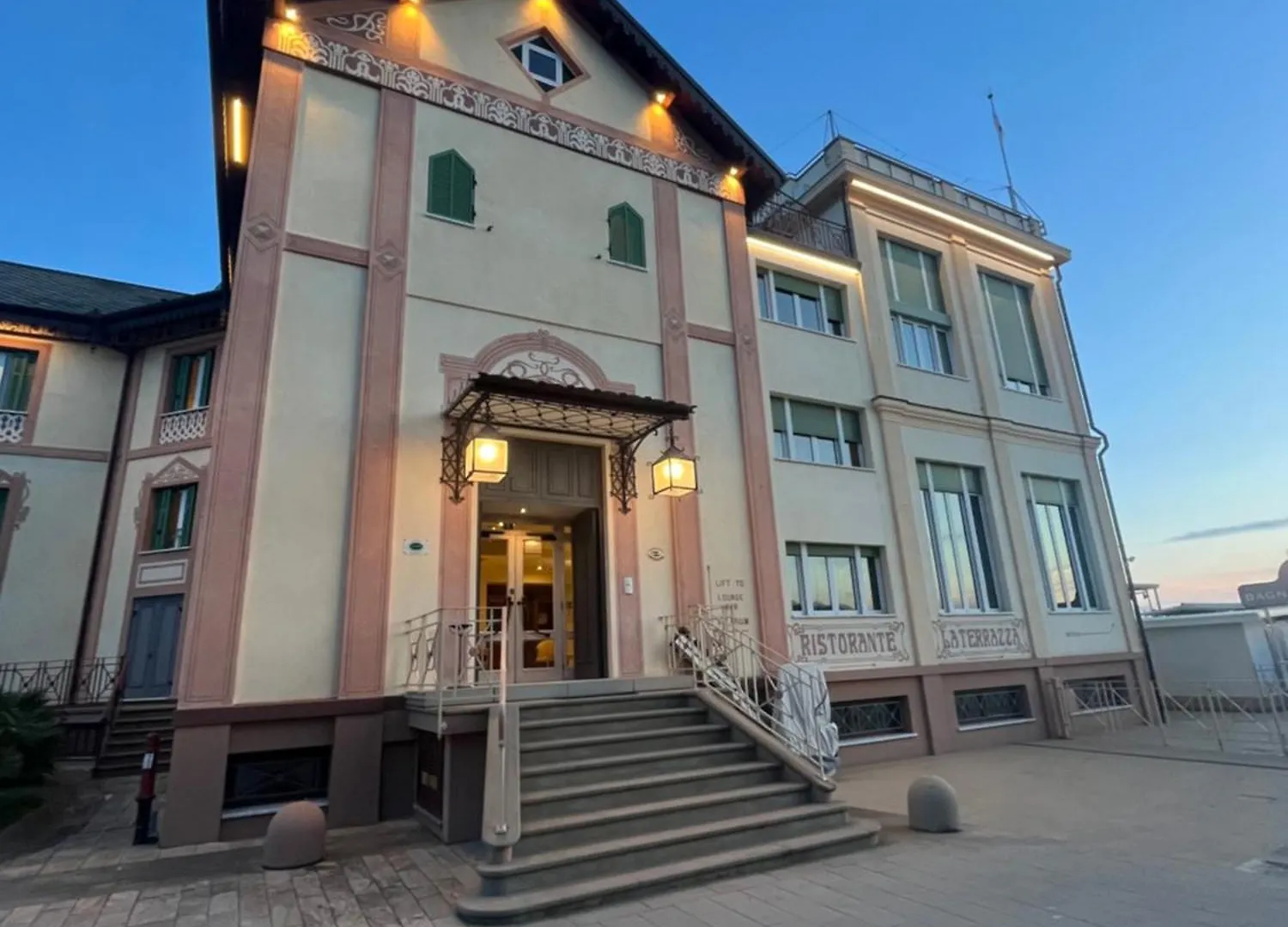 Suite Hotel Nettuno Sestri Levante 4*,  Italy