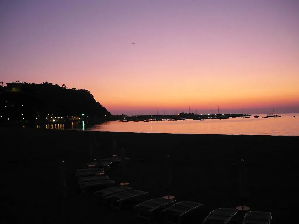 Suite Hotel Nettuno Sestri Levante