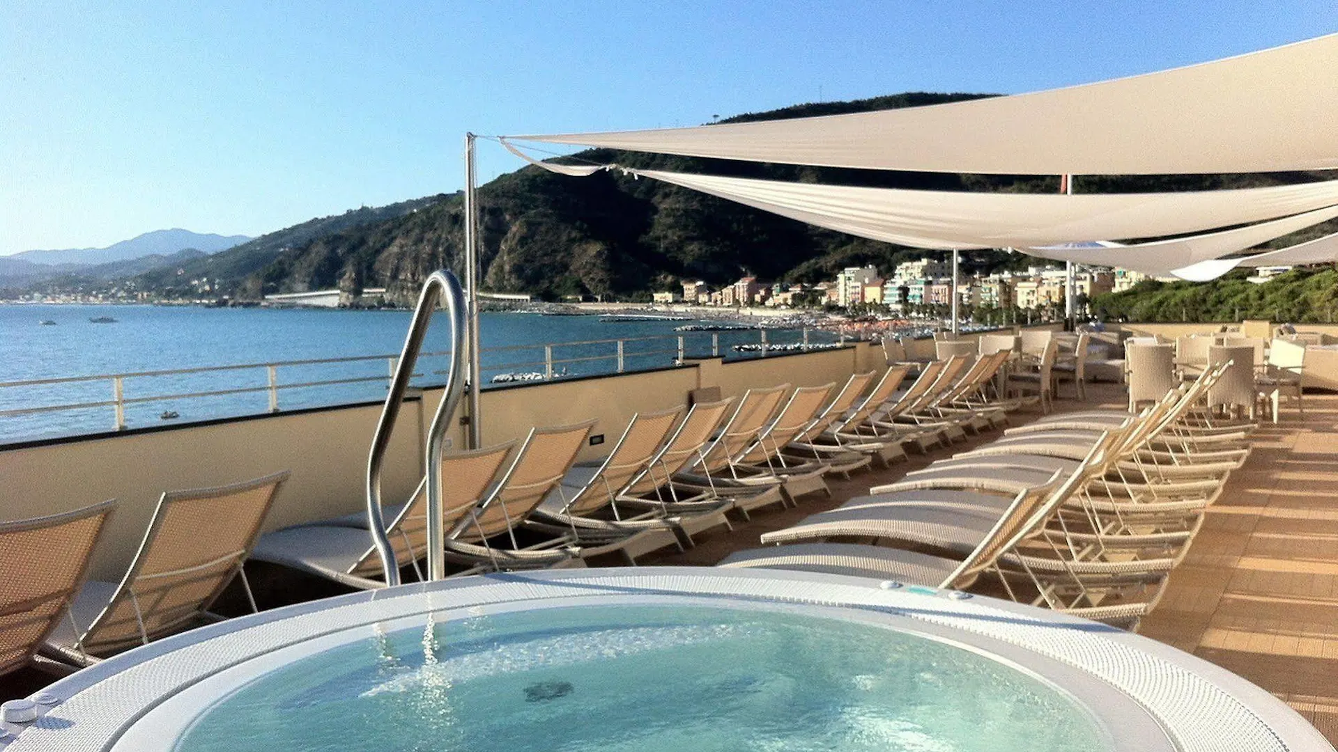 Suite Hotel Nettuno Sestri Levante