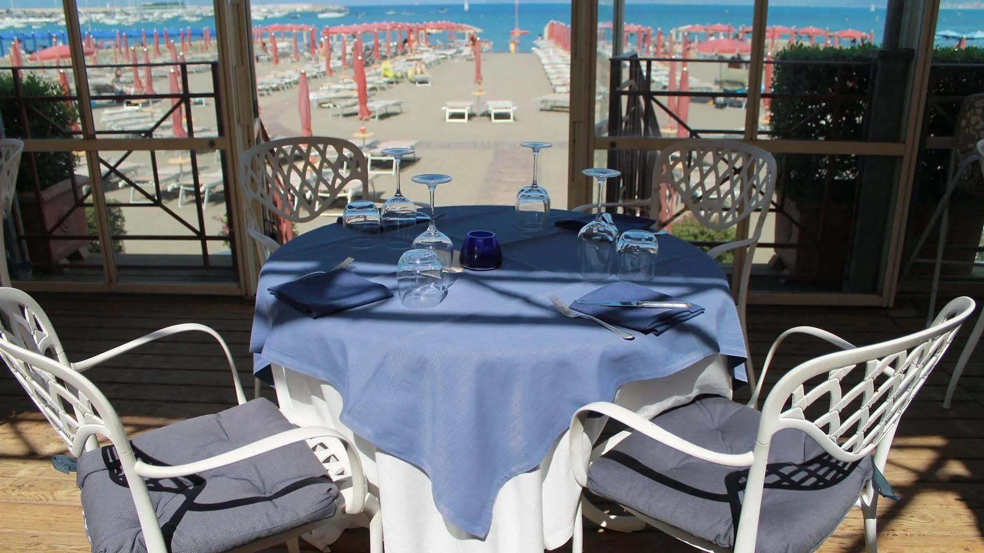 Suite Hotel Nettuno Sestri Levante 4*,